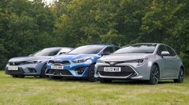 honda civic vs toyota corolla vs kia ceed.jpg honda civic vs toyota corolla vs kia ceed.jpg