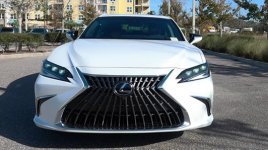 lexus es 300h.jpg lexus es 300h.jpg
