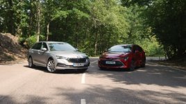 skoda octavia diesel vs toyota corolla hybrid.jpg