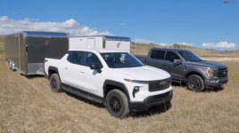 chevy silverado ev vs gas ford f-15.jpg