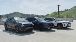honda cr-v vs kia sportage vs toyota rav4.jpg honda cr-v vs kia sportage vs toyota rav4.jpg