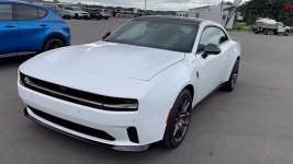 2025 ev dodge charger daytone scatpack.jpg