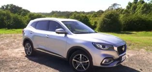mg hs mid size plug in hybrid.jpg mg hs mid size plug in hybrid.jpg