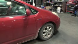 old toyota prius hybrid.jpg old toyota prius hybrid.jpg