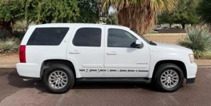 chevy tahoe hybrid suv.jpg