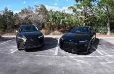 toyota Crown vs Lexus Nx hybrid.jpg toyota Crown vs Lexus Nx hybrid.jpg