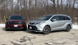 toyota sienna hybrid vs kia Carnival hybrid 2025.jpg toyota sienna hybrid vs kia Carnival hybrid 2025.jpg