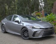 toyota camry 2025.jpg