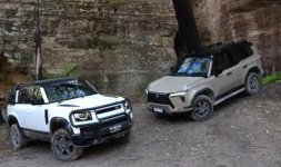 land rover defender vs lexus gx550.jpg land rover defender vs lexus gx550.jpg