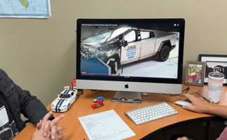 the electric truck is diad.jpg